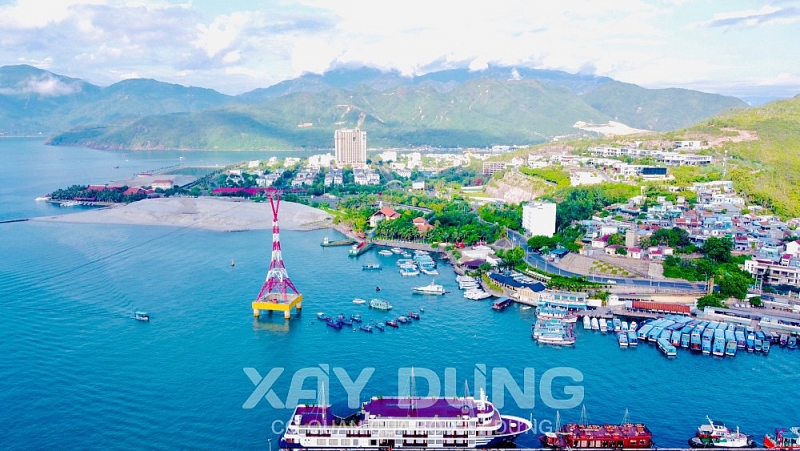 thanh pho bien nha trang duoi goc nhin tu flycam