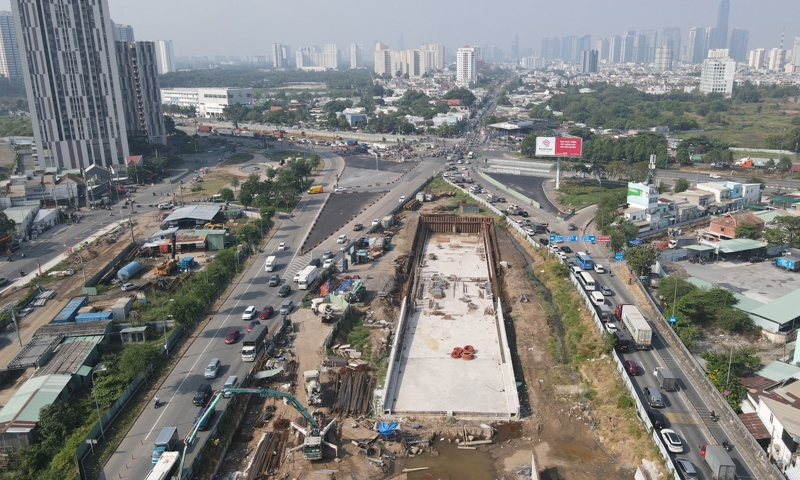 Cận cảnh nút giao thông lớn nhất TP Hồ Chí Minh sau 1 năm khởi công