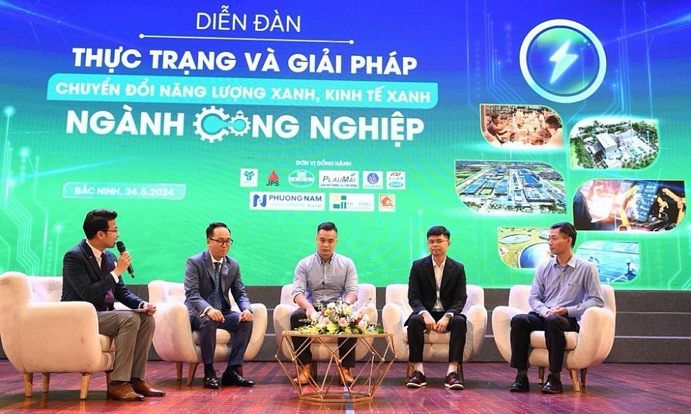 Diễn đàn “Thực trạng và giải pháp chuyển đổi năng lượng xanh - kinh tế xanh ngành Công nghiệp”